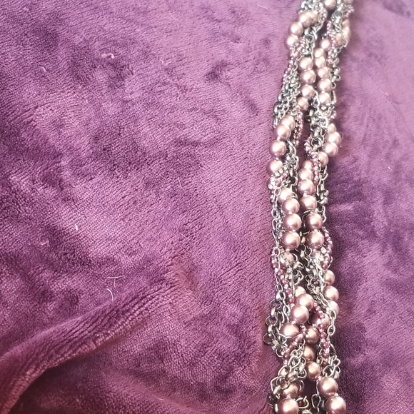 NECKLACE - Picture 2 of 3